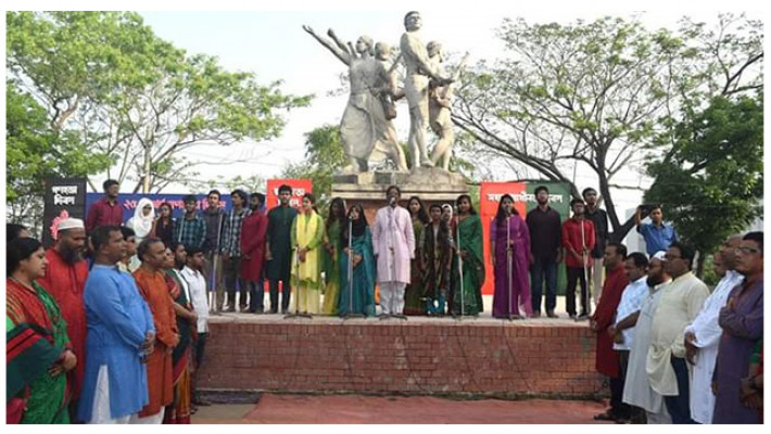 মুক্তমঞ্চে সাংস্কৃতিক অনুষ্ঠান