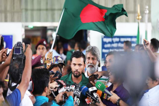 দেশে ফিরেছে বাংলাদেশ ক্রিকেট দল