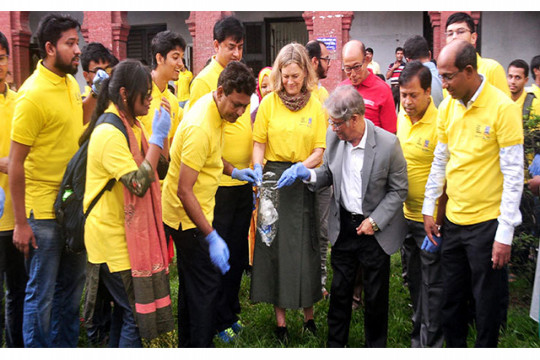 ঢাকা বিশ্ববিদ্যালয় ক্যাম্পাস প্লাস্টিকমুক্ত ঘোষণা