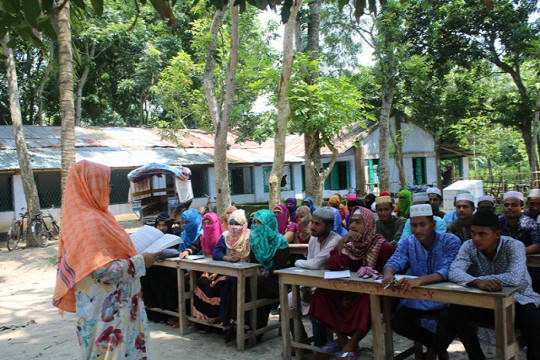 আকস্মিক ঝড়ে মাদ্রাসাসহ ডজন খানেক শিক্ষা প্রতিষ্ঠান লন্ডভন্ড