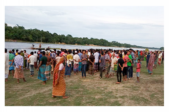 গ্রেফতার এড়াতে নদীতে ঝাঁপ দিয়ে আওয়ামী লীগ সভাপতি নিখোঁজ 