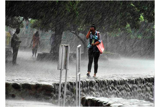 বৃষ্টি থাকতে পারে আরো কয়েকদিন