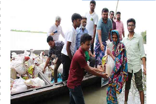 ত্রাণ বিতরণেও দুর্নীতি ও দলীয়করণ