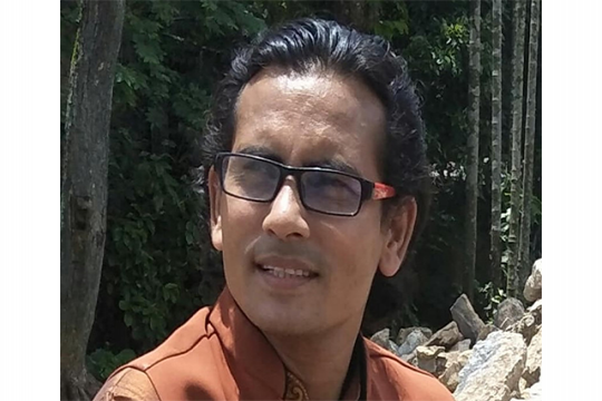 গান্ধিজীর অহিংস শিক্ষা নতুনধারার পাথেয়: মোমিন মেহেদী