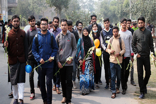 নবীন শিক্ষার্থীদের পদচারণায় মুখরিত ইবি ক্যাম্পাস