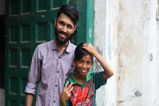 বই মেলায় থাকছে গলি বয় রানার রূপকার তবীবের লেখা বই