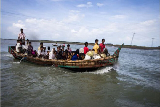 সাগর থেকে ২৮০ রোহিঙ্গা উদ্ধার, ভাসানচরে পাঠানো হলো কোয়ারেন্টিনে