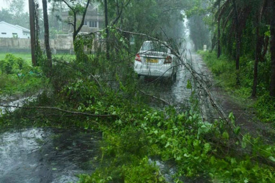 ৫ জেলায় তাণ্ডব চালিয়ে জামালপুর হয়ে বিদায় নেবে আম্ফান