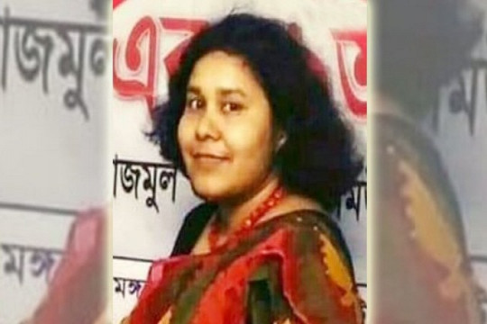 সেই শিক্ষিকা গ্রেফতারে নিন্দা, মুক্তি চাইলেন ২৫ প্রাক্তন শিক্ষার্থী