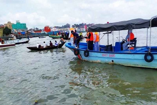 লঞ্চডুবি: বুড়িগঙ্গা থেকে ১৬ মরদেহ উদ্ধার