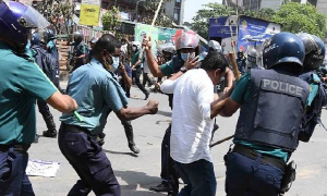 মোদিবিরোধী আন্দোলনে আটক ছাত্র অধিকারের ৭ জন রিমান্ডে