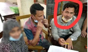 ছাত্রীকে ধর্মান্তরিত করে স্কুলের  প্রধান শিক্ষকের চতুর্থ বিয়ে!