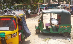 প্রেমিকাকে কুপিয়ে হত্যা, গণপিটুনিতে প্রেমিকের মৃত্যু