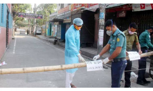 সংক্রমণ ঠেকাতে কঠোর পদক্ষেপ নিতে বিশেষজ্ঞদের মত