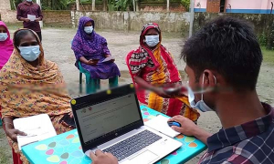 ঢাবি শিক্ষার্থীর চেষ্টায় জোড়দিয়া শেখপাড়া এখন প্রথম ভ্যাকসিনেটেড গ্রাম 