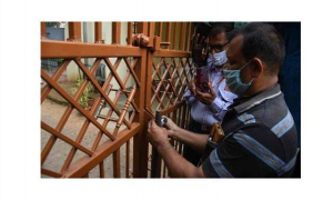 ৭ দিন পর অবরুদ্ধ বিশ্বভারতীর উপাচার্যকে উদ্ধার করলো পুলিশ