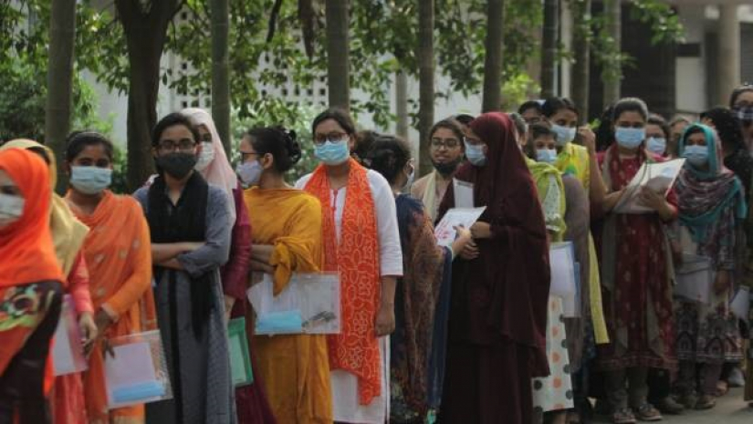 শুধু বিজ্ঞান বিভাগেই বাদ পড়ছেন প্রায় ৬৩ হাজার শিক্ষার্থী