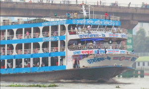 লঞ্চ স্টাফদের কারণে বিসিএস বঞ্চিত হলো ২০০ পরীক্ষার্থী