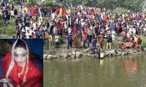 এইচএসসি পরীক্ষা দিয়ে ফেরার পথে প্রাণ গেলো ছাত্রীর