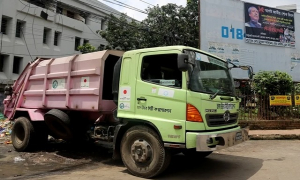 এবার ময়লার গাড়ির ধাক্কায় প্রাণ গেলো পরিচ্ছন্নতাকর্মীর