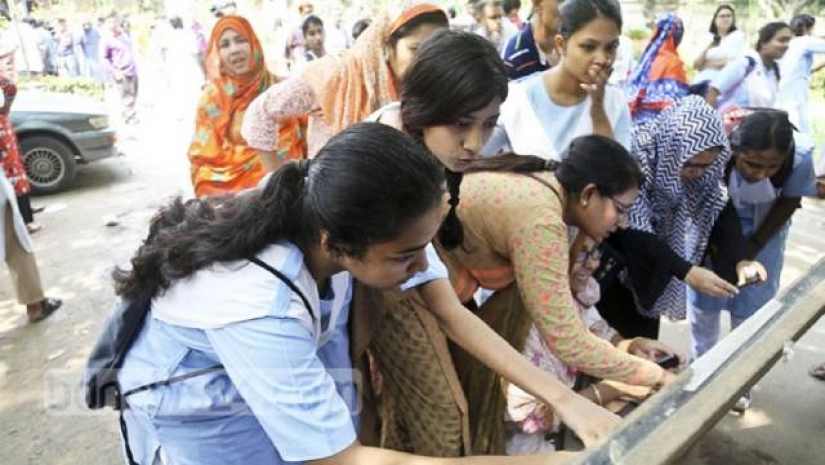 একাদশে কোনো শিক্ষার্থী পায়নি ১৩১ কলেজ