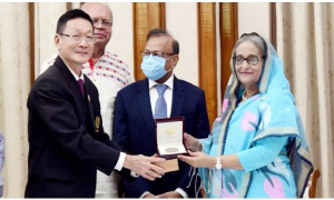 ‘পল্লী উন্নয়ন’ পদক পেলেন প্রধানমন্ত্রী শেখ হাসিনা