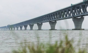 ‘খালেদা জিয়াকে দাওয়াত দিতে আইনি বাধা নেই’