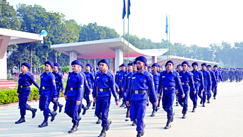 এক হাজার এসআই নিয়োগের আবেদন শেষ হচ্ছে আজ