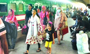 ঈদের ছুটি বাড়ল