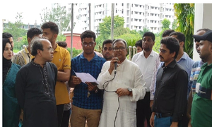 ভিসির আশ্বাসে যবিপ্রবিতে ছাত্রলীগের আন্দোলন স্থগিত