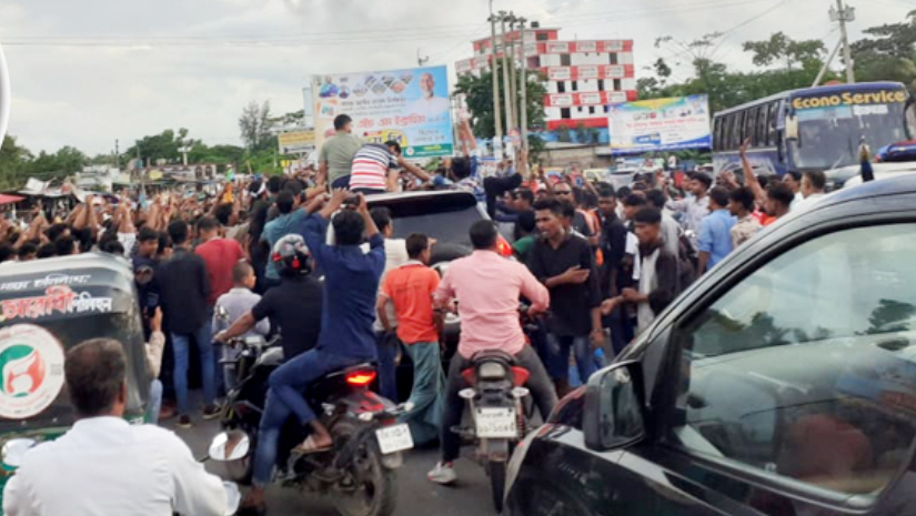 বিএনপি নেতা ইশরাকের গাড়ীবহরে হামলা 