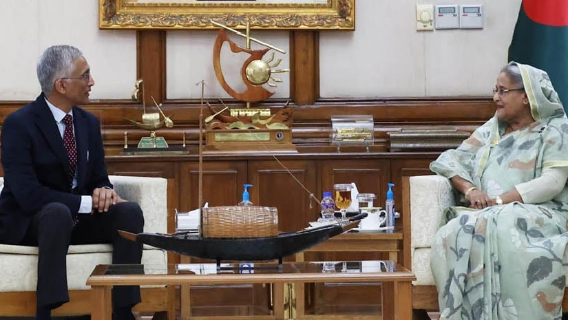 পরমেশ্বরন আইয়ার ও প্রধানমন্ত্রী শেখ হাসিনা তার সরকারি বাসভবন গণভবনে সৌজন্য সাক্ষাৎ