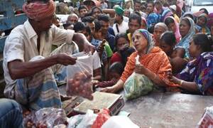 বিশ্ববাজারে কমলেও ছয় কারণে দেশে বাড়ছে খাদ্যপণ্যের দাম