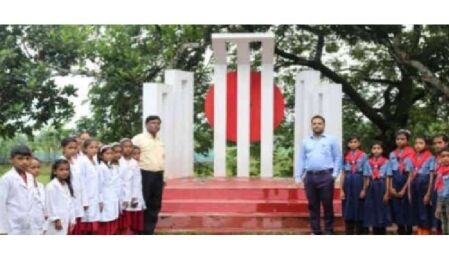 নেত্রকোনায় উপজেলা প্রশাসনের উদ্যোগে শতভাগ বিদ্যালয়ে শহীদ মিনার নির্মাণ 