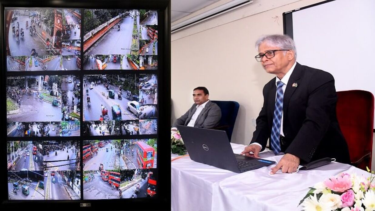 ঢাবির ই-সিকিউরিটি সার্ভিলেন্স সিস্টেম উদ্বোধন করেন উপাচার্য অধ্যাপক ড. মো. আখতারুজ্জামান