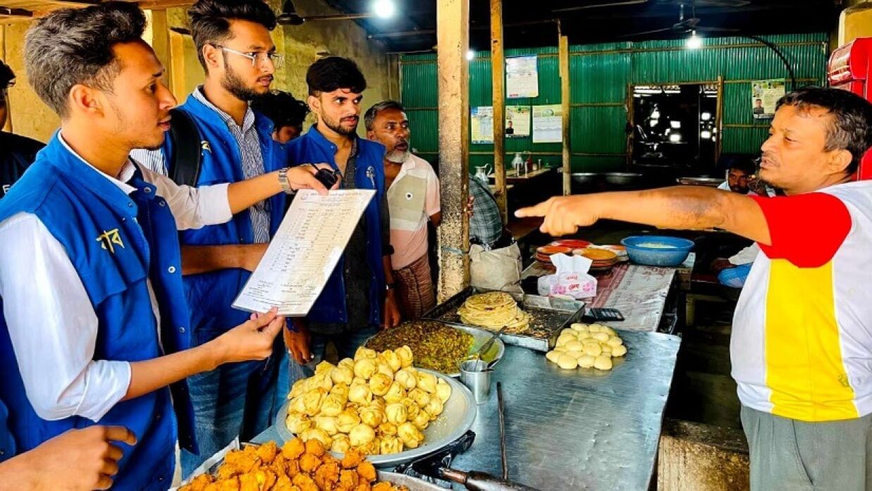 চবি ক্যাম্পাসে ক্যাব সদস্যদের প্রচারাভিযান