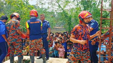 সেপটিক ট্যাংকে পড়ে এক পরিবারের দুজনসহ নিহত ৩