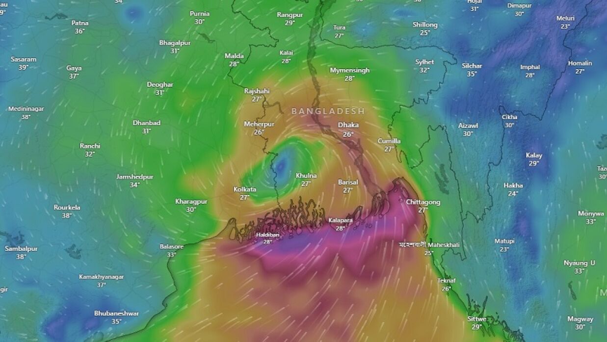 ঘূর্ণিঝড় রেমালের সর্বশেষ অবস্থান