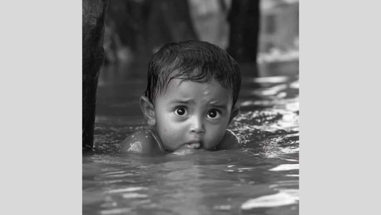 ফেসবুকে ছড়িয়ে পড়া শিশুর ছবি