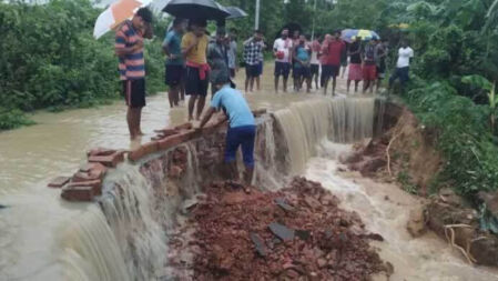 বাংলাদেশে বন্যার জন্য ডুম্বুর বাঁধ খোলা দায়ী নয়: ভারত