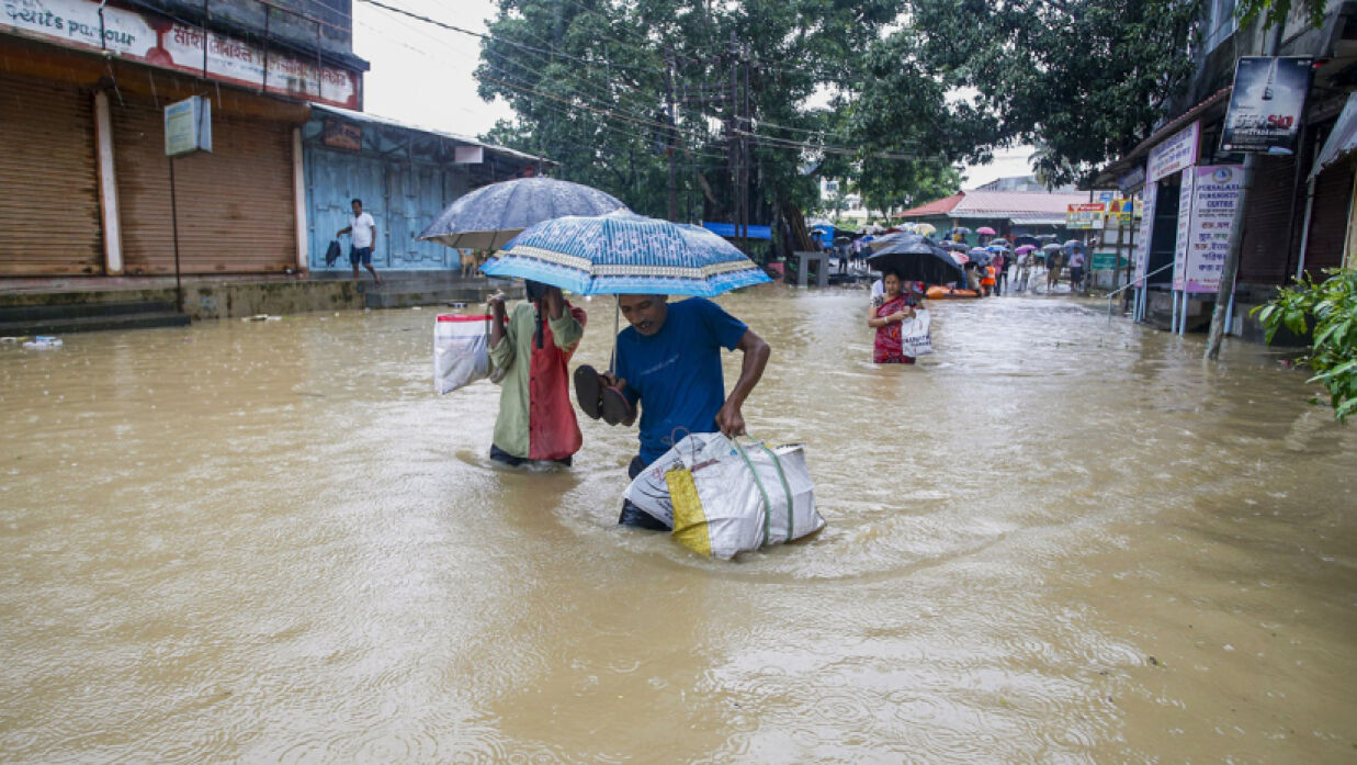 ত্রিপুরায় আরও ভারী বৃষ্টির পূর্বাভাস, দেশে দীর্ঘমেয়াদি বন্যার শঙ্কা