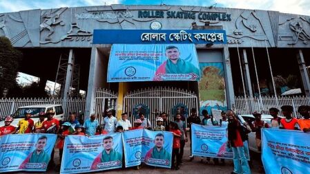 ব্যানার টাঙানোয় ক্ষুব্ধ উপদেষ্টা আসিফের কড়া বার্তা