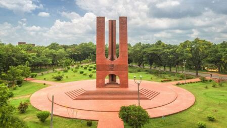 ২৬ দিন ধরে অভিভাবকহীন জাহাঙ্গীরনগর বিশ্ববিদ্যালয়