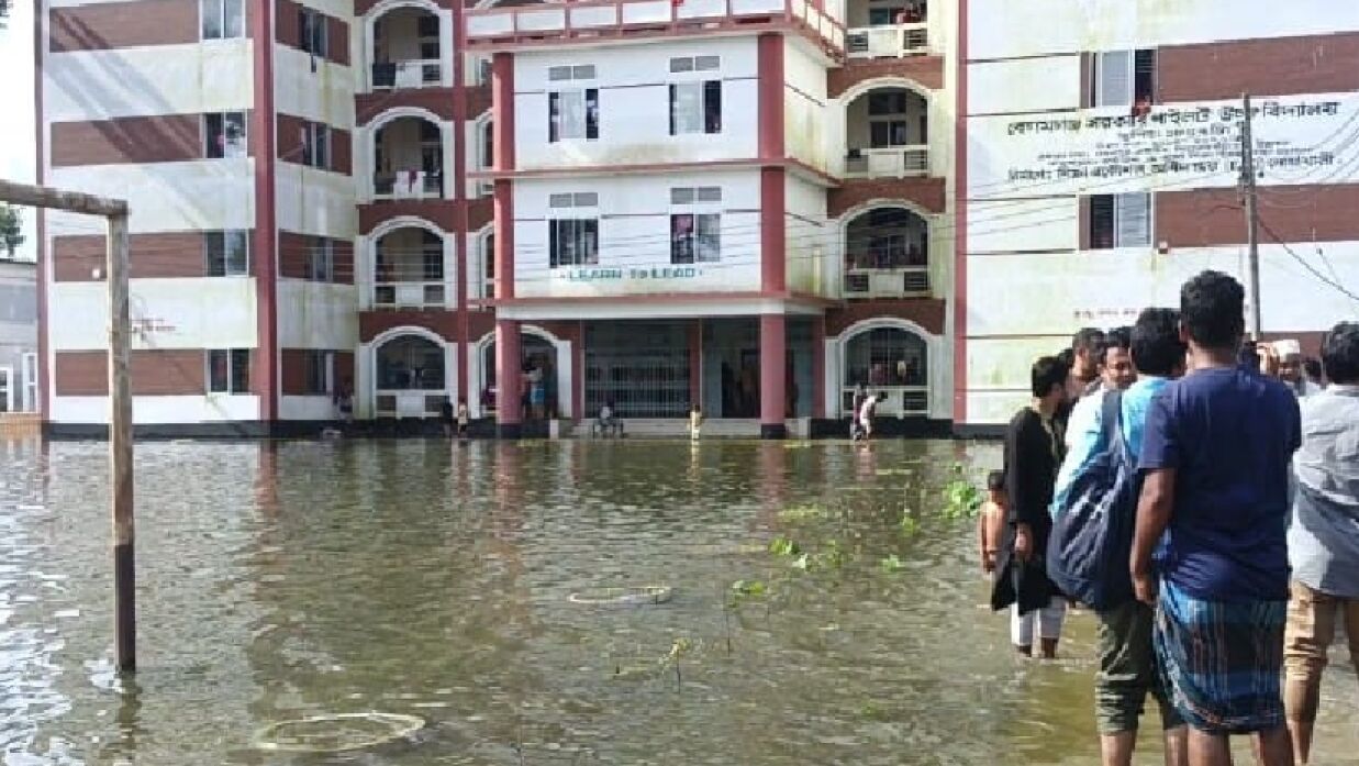 বন্যায় ক্ষতিগ্রস্ত নোয়াখালীর শিক্ষা প্রতিষ্ঠান