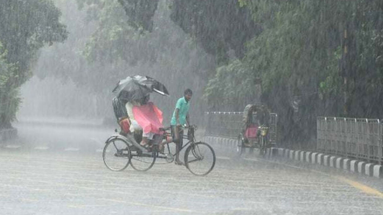 ঝোড়ো হাওয়াসহ বজ্রবৃষ্টির আভাস