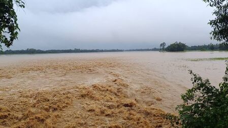 শেরপুরে আকস্মিক বন্যায় প্লাবিত শতাধিক গ্রাম, পানিতে ডুবে বৃদ্ধের মৃত্যু