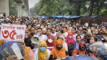 প্রজ্ঞাপনের দাবিতে ফের কর্মসূচি দিচ্ছেন ‘৩৫ চাই’ আন্দোলনকারীরা