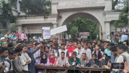 সাত কলেজের জন্য ‘স্বতন্ত্র পরিচয়ের’ আশ্বাস শিক্ষা উপদেষ্টার, আন্দোলন স্থগিত