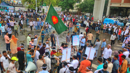 ফের মহাসমাবেশের ডাক চাকরিতে প্রবেশের বয়সসীমা ৩৫ প্রত্যাশীদের 