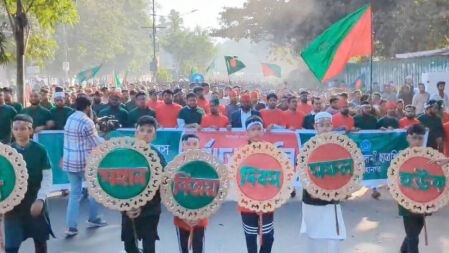 পানির ন্যায্য হিস্যা দাও, নইলে ভারত ফিরে যাও— শিবির